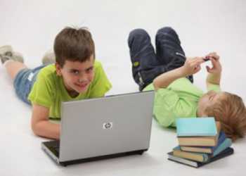 Internet i deca, za i protiv