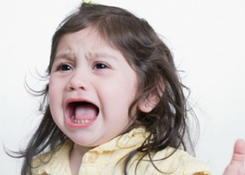 Kako smiriti dete koje vrišti