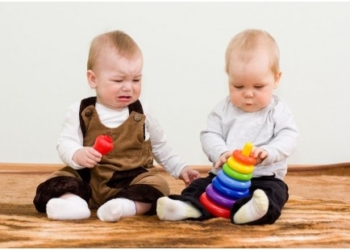 Dečji sebičluk: Ne dam, to je moje!