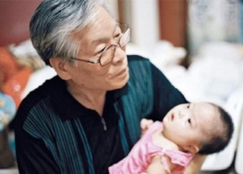 Sveštenik koji spašava bebe