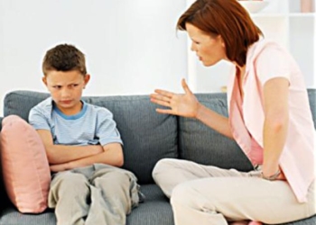 Da li je dobro biti stroga mama?