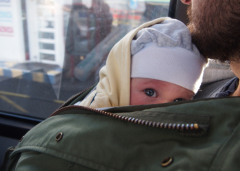 Vodič za tate – kako preživeti prvi mesec s bebom