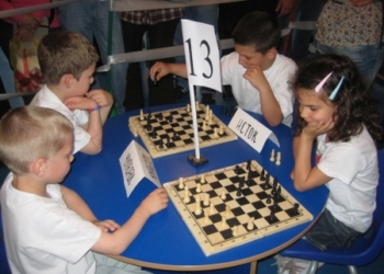 Zašto deca treba da igraju šah?