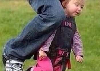 Ćerkica je rođena nepokretna. Tata je rešio da učini nemoguće…