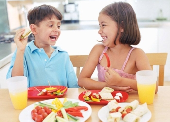 Deca kopiraju roditelje u ishrani