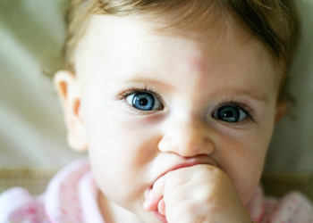 Od koga će beba naslediti boju očiju?