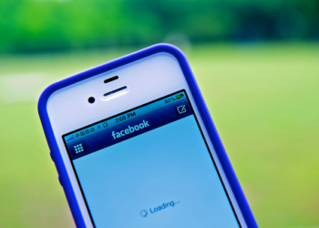 Skriven iza lažnih imena… Lice i naličje „Fejsa“