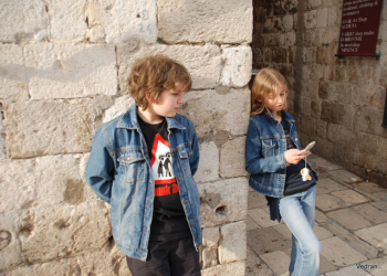 Ni dete ni odrastao čovek