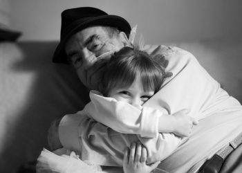 Danas je Svetski dan zagrljaja