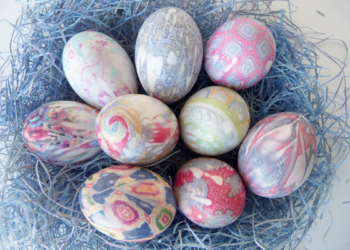 Farbanje jaja sa svilom