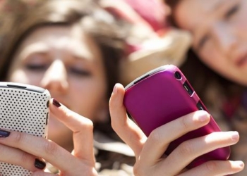 Hoću nove patike i skup telefon!