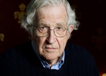 Noam Čomski o štetnosti ocenjivanja i rangiranja učenika i nastavnika