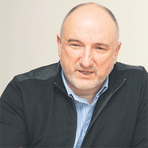Dr Zoran Milivojević
