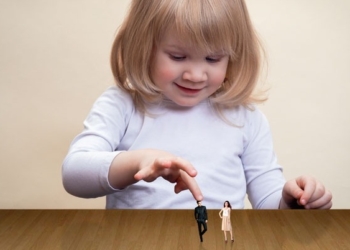 Deca vrte mame i tate oko prsta