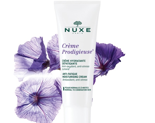 CremeProdigiuese_MoisturisingCream_flower