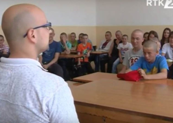 Celo odelenje se ošišalo u znak podrške bolesnom drugaru Stefanu