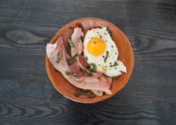 Slanina u dečjem tanjiru