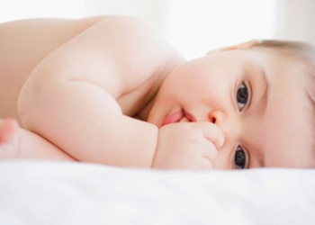 Zimski problemi : Kako pomoći bebi koja ima zapušen nosić