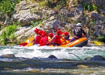 Rafting i kanjoning sa decom? Previše ekstremno ili bezbedno?