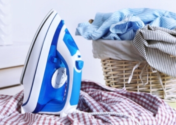 Novotarije: ‘Superpegla’ pegla 12 košulja za tri minuta (VIDEO)