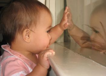 Zašto se uvek treba pozdraviti sa detetom pre odlaska iz kuće?