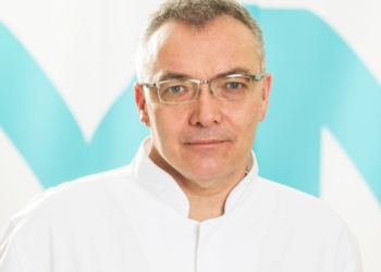 Profesor Ljubić prvi na ovim prostorima uspešno obavio složenu operaciju korišćenjem NOTES tehnologije