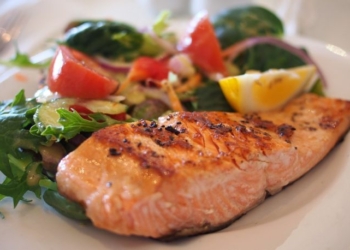 Deca koja jedu ribu su inteligentnija i bolje spavaju