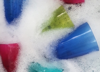 Savet jedne mame: Kako da deljenje kućnih poslova ne bude kamen spoticanja