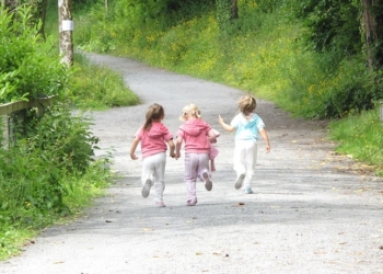 Marija Montesori: Dajte deci priliku da hodaju i trče