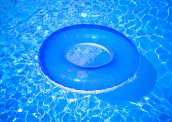 Gume za plivanje za bebe mogu biti veoma opasne