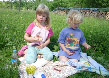 10 odličnih saveta kako da naučite decu kako da se zdravo hrane