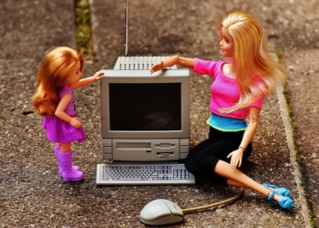 Kako su povezani naše detinjstvo i roditeljstvo?