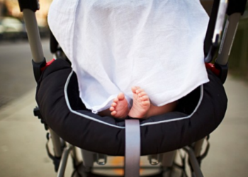 Stručnjaci upozoravaju: Ne prekrivajte kolica pelenom