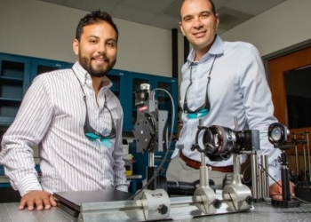 Viktor izumeo naočare koje otkrivaju ćelije tumora: Hirurzi će uklanjati samo obolelo tkivo