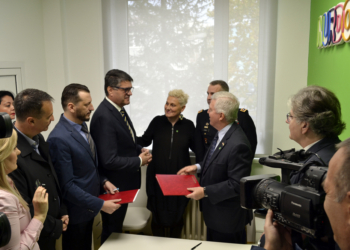 NURDOR i Ambasada SAD-a uručili Kliničkom centru Niš mobilni rendgen za potrebe dečjeg hemato-onkološkog odeljenja