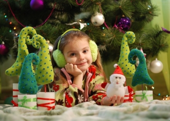 Poruka učiteljice roditeljima: Poenta nije u onome ispod jelke, već u onome oko nje