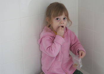 Šećer, slatkiši i deca – kako ne navići dete na slatko