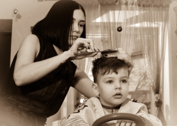 7 trikova da smirite dete kod frizera i 4 načina koja nikad ne uspevaju