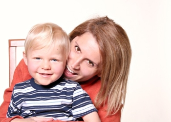 Istraživanje: Brbljivi roditelji imaju pametniju i srećniju decu