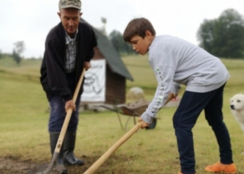 Ranko Rajović: Granice detinjstva – deca bez tolerancije i kakav ih život čeka