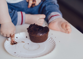 Kako sam naučila moju decu da kontrolisano uzimaju slatkiše i grickalice