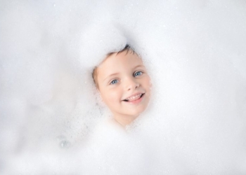 NIVEA Kids 2 u 1 gel za tuširanje i šampon, nov proizvod posebno razvijen za negu dečije kože i kose