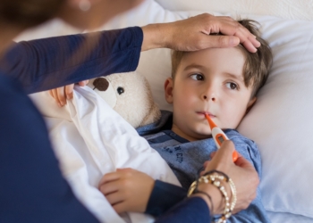 Kojim medikamentima se treba lečiti kada antibiotici ne pomažu? Crna zova kao prirodni lek za virusne infekcije