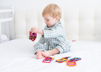 Montesori od početka: Osvajanje samostalne aktivnosti 15-mesečne bebe