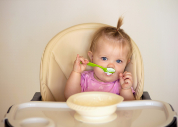 Saveti pedijatra za početak uvođenja nemlečne ishrane