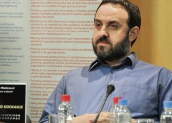 Psihijatar dr Ivica Mladenović: Napravili smo generaciju dece koja je osakaćena i to će se teško popraviti