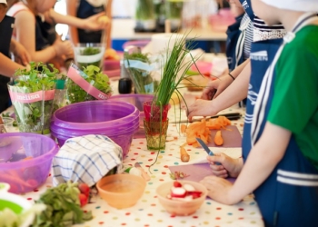 Reč dijetologa: Šta je najvažnije da deca jedu u periodu razvoja, a šta treba izbaciti