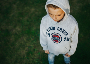 Ajd’ kontroliši se!