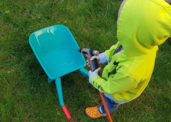 Važan savet kako da detetu podignete samopouzdanje umesto da ga uništite