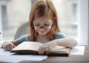 Zašto deca ne treba da kreću ranije u školu